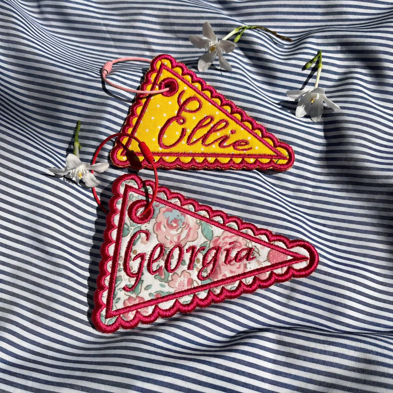Custom Pennant Bag Charm, Personalized Embroidered Name Tag, Fabric Applique Keychain, Backpack Accessory, Team Gift for Students