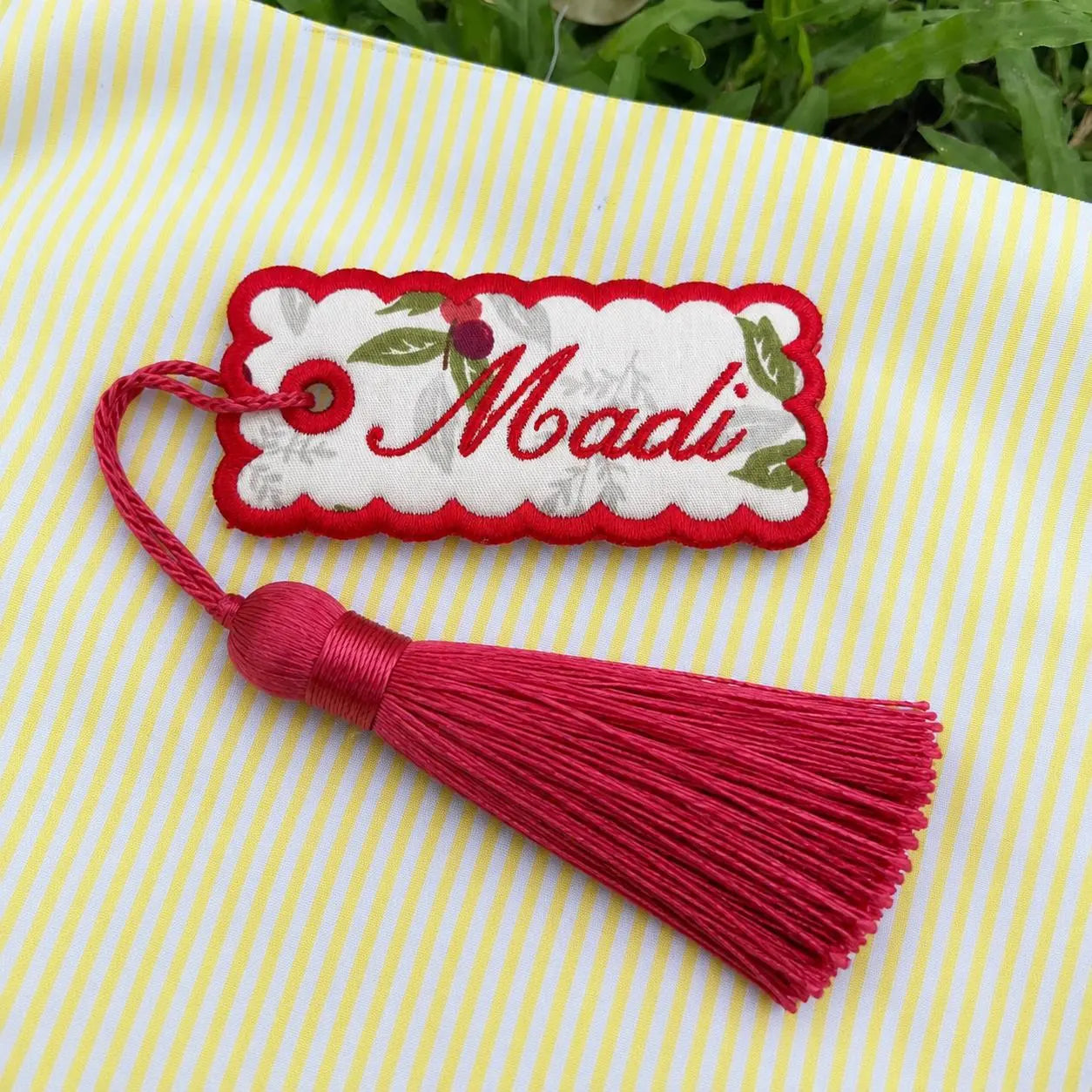 Custom Fabric Bookmark with Tassel, Personalized Name Embroidery, Colorful Page Clip, Reading Reward, Student and Book Bestie Gift